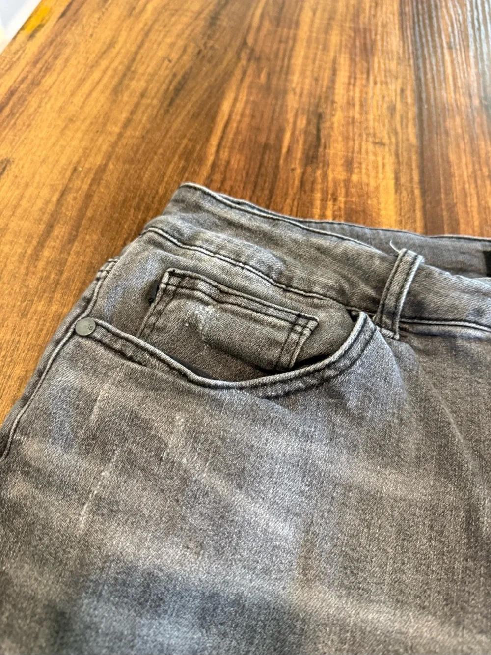 Judy Blue Plus-Size Straight Leg Jeans in Light Gray Wash